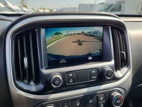 Used 2022 Chevrolet Colorado LT w/ LT Convenience Package AWD/4WD image 44