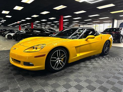 Used 2007 Chevrolet Corvette Convertible w/ Preferred Equipment Group image 12