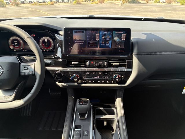New 2026 Nissan Pathfinder Platinum AWD/4WD image 16