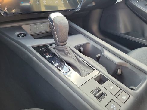 New 2026 Nissan Sentra SV w/ Floor Mat Package FWD image 11