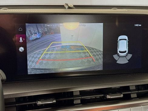 Certified 2024 Kia Telluride S w/ S Sunroof Package AWD/4WD image 14