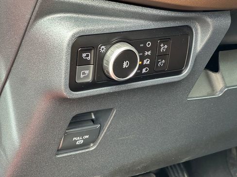 Used 2023 Ford Bronco Outer Banks image 24