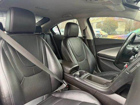 Used 2014 Chevrolet Volt Premium w/ Premium Trim Package FWD image 24