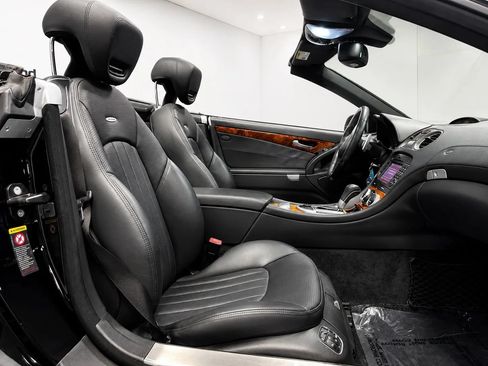 Used 2009 Mercedes-Benz SL 63 AMG image 20