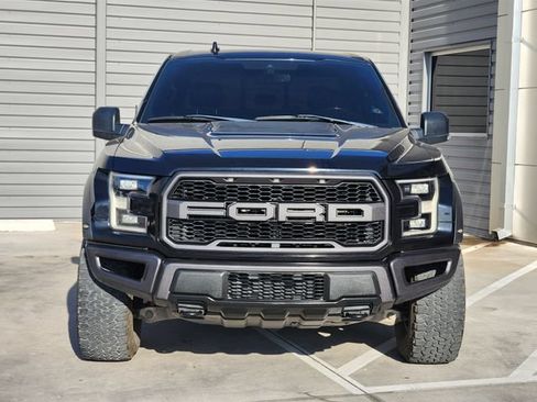 Used 2019 Ford F150 Raptor w/ Equipment Group 801A Mid AWD/4WD image 3