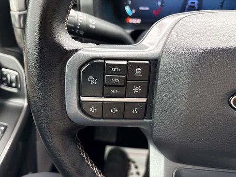 Used 2025 Ford F150 Lariat AWD/4WD image 11