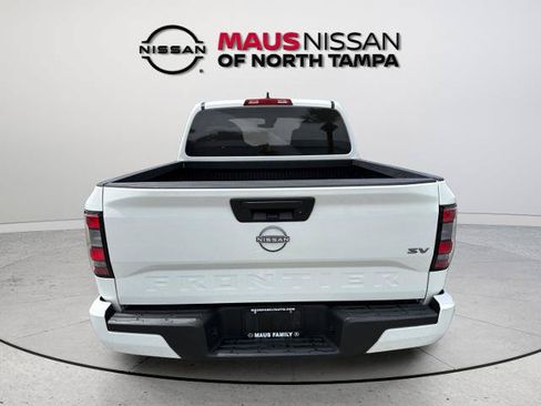 Certified 2024 Nissan Frontier SV RWD image 7