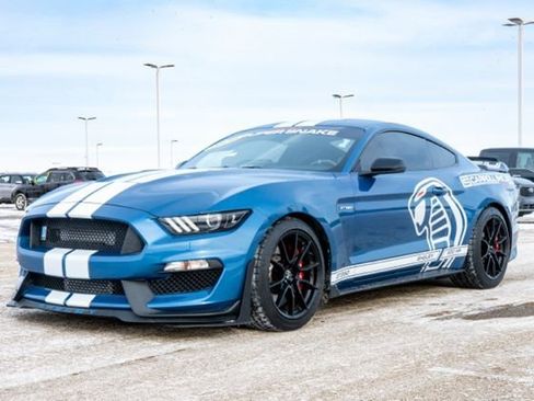 Used 2020 Ford Mustang Shelby GT350 w/ Technology Package RWD image 3