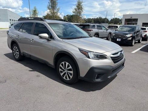 Used 2020 Subaru Outback Premium w/ Popular Package #1 AWD/4WD image 4
