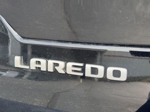 New 2026 Jeep Grand Cherokee Laredo image 4