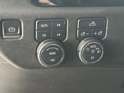 Certified 2023 Chevrolet Silverado 1500 RST image 31