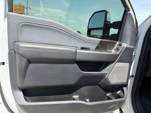 Used 2026 Ford F250 Lariat w/ Chrome Package AWD/4WD image 13