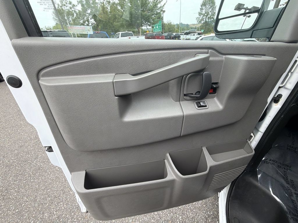 Certified 2018 GMC Savana 2500 w/ Driver Convenience Package RWD image 20