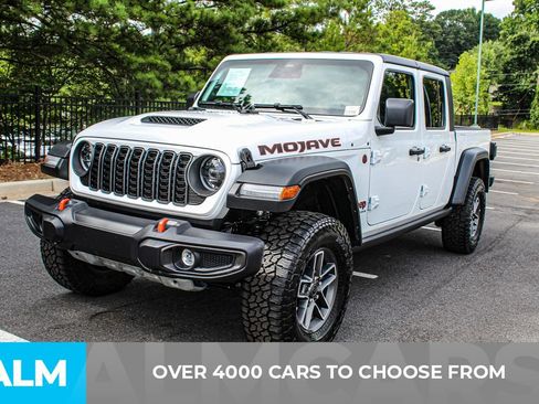 Used 2026 Jeep Gladiator Mojave AWD/4WD image 2