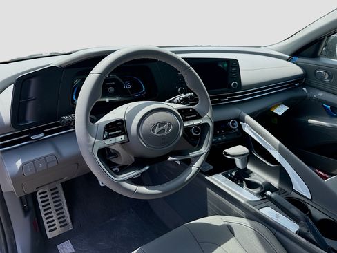 New 2026 Hyundai Elantra Sport FWD image 7