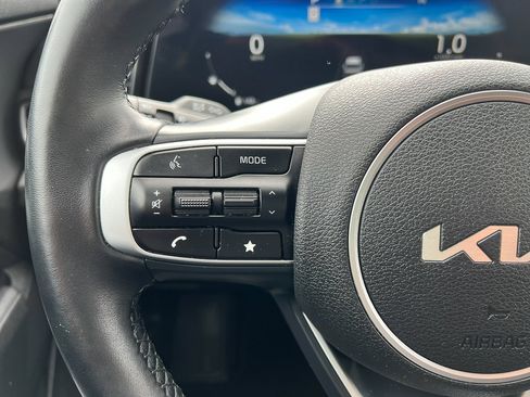 Used 2023 Kia Sportage SX image 20