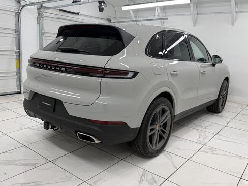New 2026 Porsche Cayenne image 12