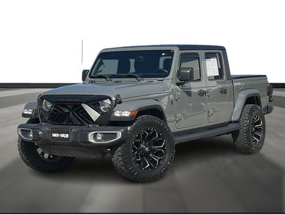 Used 2022 Jeep Gladiator Overland w/ Trailer Tow Package
