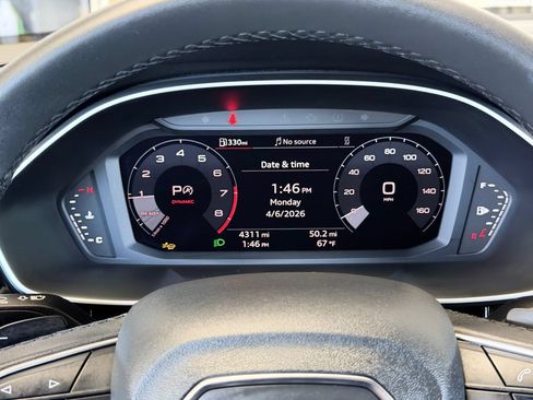 Certified 2025 Audi Q3 2.0T Premium w/ Convenience Package AWD/4WD image 17