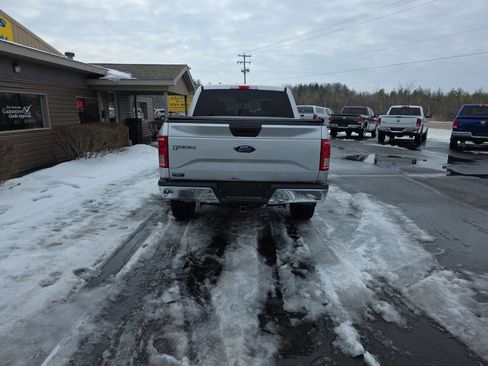 Used 2016 Ford F150 XLT image 7