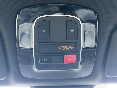 Certified 2025 Hyundai Santa Cruz SEL image 23