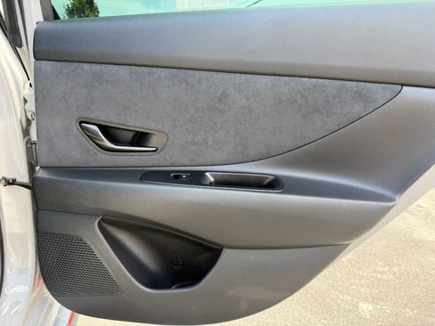 Used 2023 Hyundai Elantra N FWD image 21