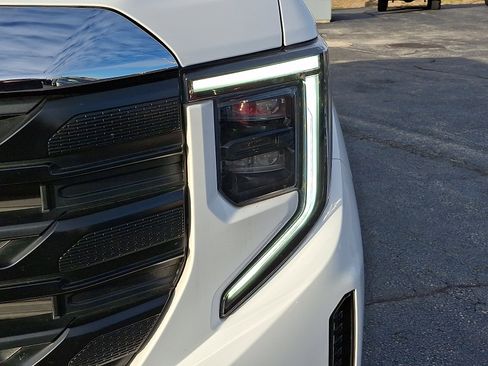 Certified 2023 GMC Sierra 1500 Pro w/ Pro Value Package image 12