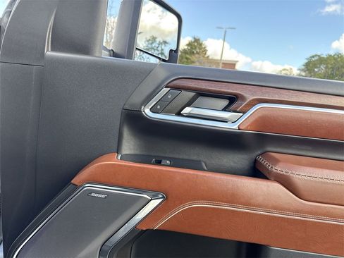 Used 2024 GMC Sierra 2500 Denali Ultimate image 24