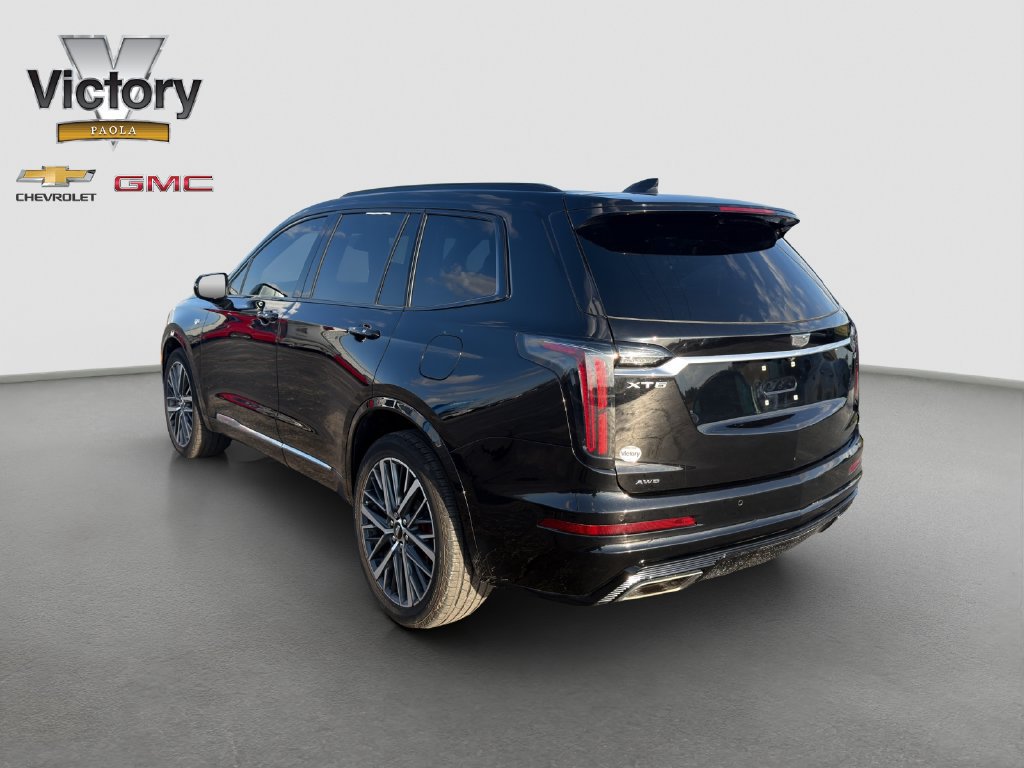 Used 2023 Cadillac XT6 Sport AWD/4WD image 4
