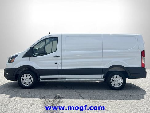 Used 2025 Ford Transit 250 Low Roof w/ Exterior Upgrade Package RWD image 24
