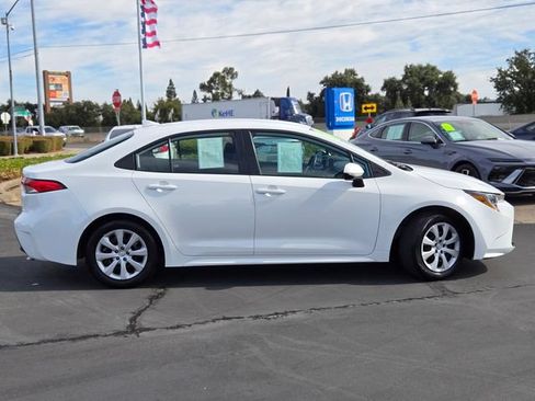 Used 2024 Toyota Corolla LE FWD image 3