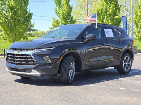 Certified 2024 Chevrolet Blazer LT w/ Convenience Package FWD image 19
