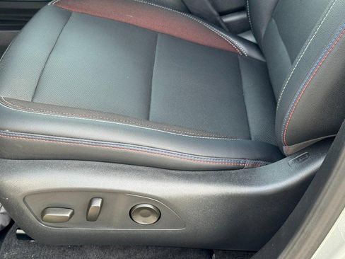 Used 2024 Chevrolet Equinox EV RS image 22