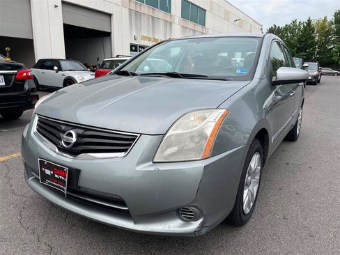 Used 2010 Nissan Sentra 2.0 S w/ Convenience Pkg FWD image 2