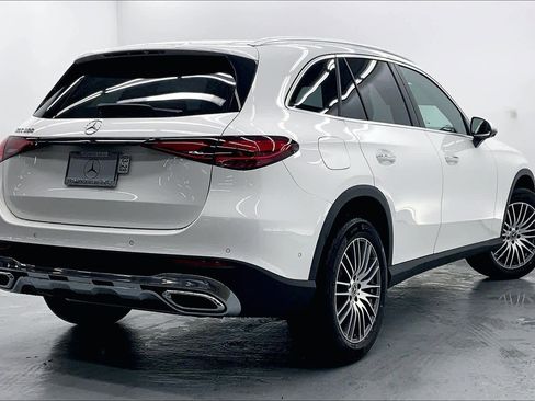 New 2026 Mercedes-Benz GLC 300 image 8