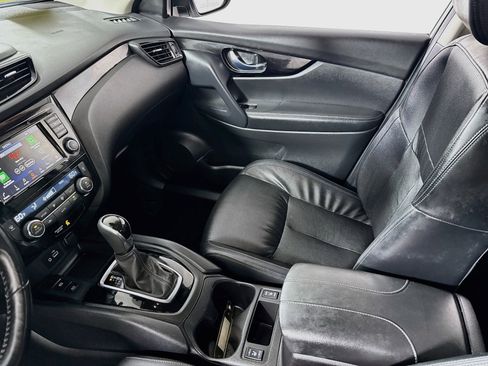 Used 2022 Nissan Rogue Sport SL image 24