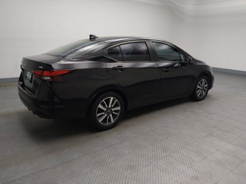 Used 2020 Nissan Versa SV image 10