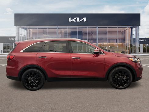Used 2020 Kia Sorento EX image 3