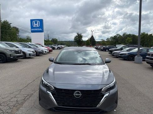 Used 2024 Nissan Sentra S FWD image 3