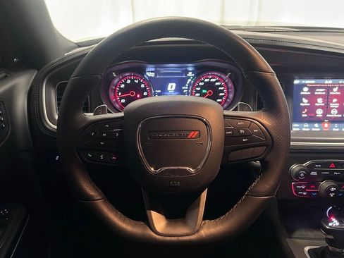 Used 2022 Dodge Charger Scat Pack RWD image 9