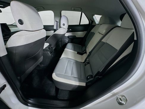 Used 2024 Honda Prologue EX image 28