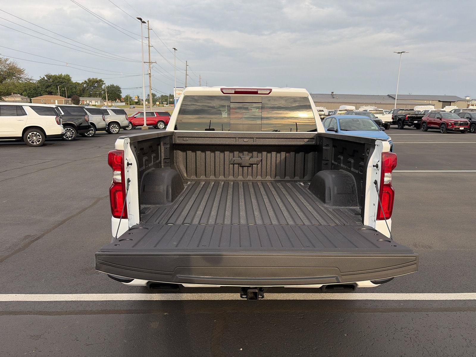 New 2026 Chevrolet Silverado 1500 RST w/ RST All Star Premium Package AWD/4WD image 6