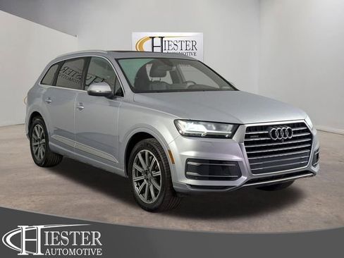 Used 2019 Audi Q7 2.0T Premium Plus w/ Premium Plus Package AWD/4WD image 1
