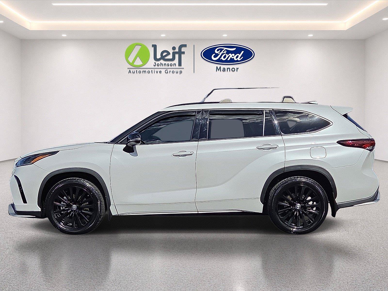 Used 2024 Toyota Highlander XSE AWD/4WD image 4