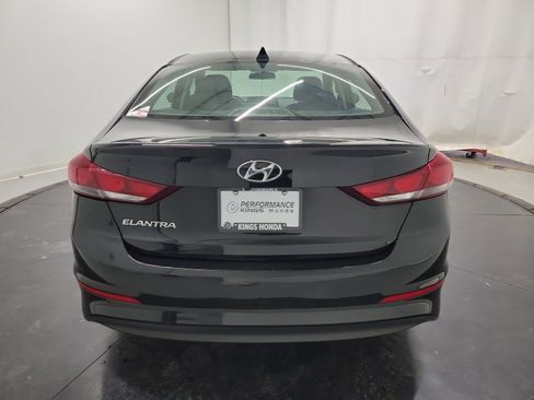 Used 2018 Hyundai Elantra SEL image 8
