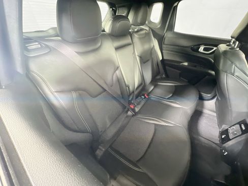 Used 2023 Jeep Compass Latitude w/ Sun and Sound Group AWD/4WD image 22