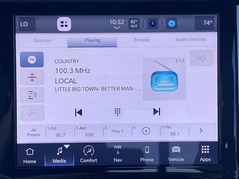 Used 2022 RAM 1500 Big Horn AWD/4WD image 16