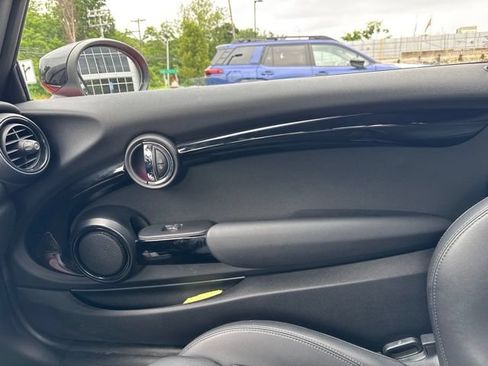 Used 2021 MINI Cooper S w/ Signature Upholstery Package FWD image 7