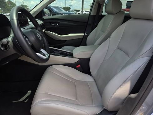 Used 2025 Honda Accord Touring image 16