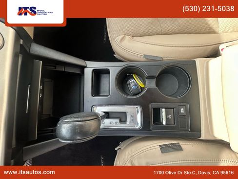 Used 2016 Subaru Legacy 3.6R Limited image 19